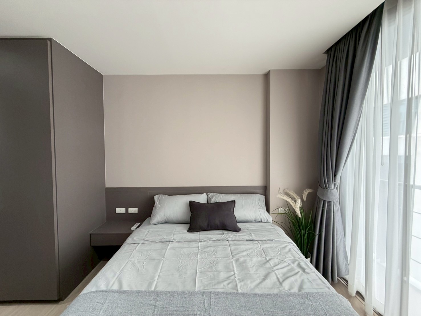 Silom / Sathorn Area After Photos 12